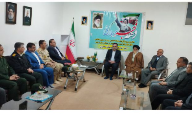 دیدار معاون سیاسی، امنیتی و اجتماعی استاندار ایلام، فرماندار ویژه دهلران و جمعی از مسئولان استانی و شهرستانی با امام جمعه دهلران